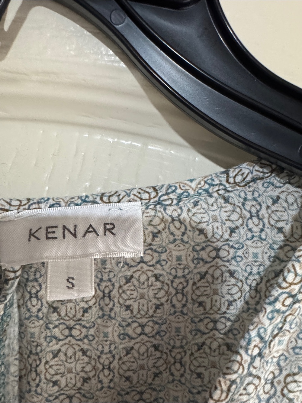 Kenar Gray Printed Cap Sleeve Blouse - Picture 4 of 6